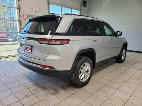 New 2026 Jeep Grand Cherokee Laredo X AWD/4WD image 5