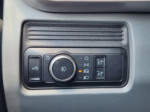Used 2025 Ford F250 XLT AWD/4WD image 23