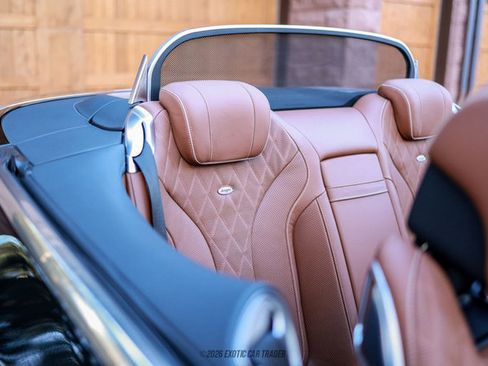 Used 2018 Mercedes-Benz S 560 Cabriolet image 36