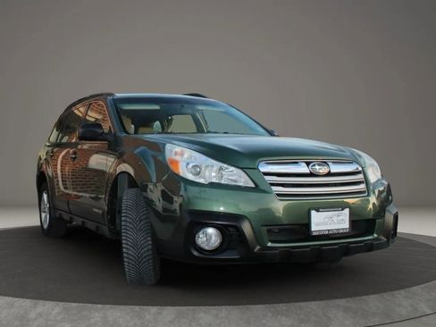 Used 2014 Subaru Outback 2.5i w/ Alloy Wheel Package image 7