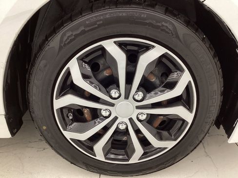 Used 2020 Toyota Corolla LE w/ Carpet Mat Package (TMS) FWD image 40