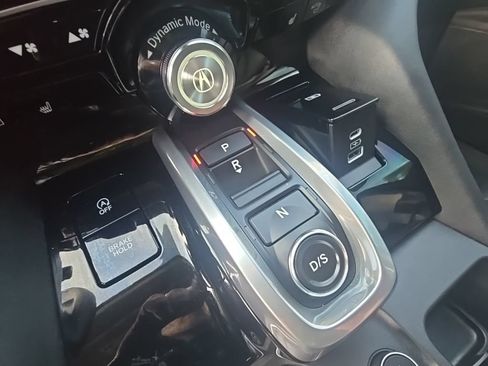 Certified 2024 Acura MDX w/ Technology Package FWD image 27