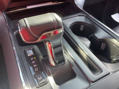 Used 2022 Ford F150 Lariat w/ Max Trailer Tow Package image 5