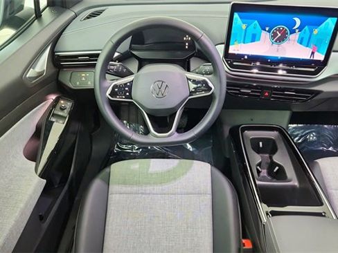Used 2025 Volkswagen ID.4 Pro image 37