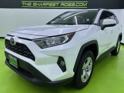 Used 2019 Toyota RAV4 XLE w/ Convenience Package AWD/4WD image 5