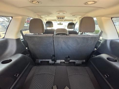 Used 2013 Dodge Journey SXT w/ Flexible Seating Group image 43