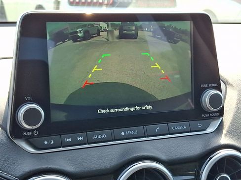 Used 2024 Nissan Sentra SV FWD image 18