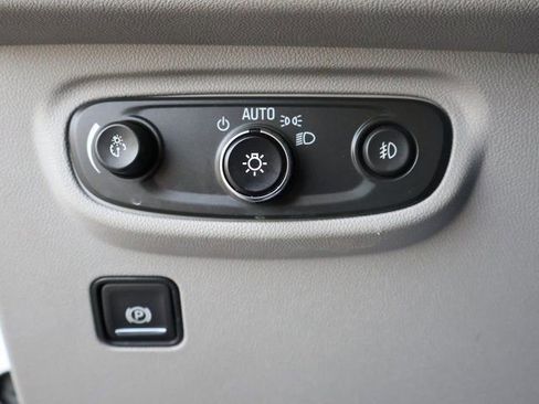 Used 2020 GMC Terrain SLT image 41