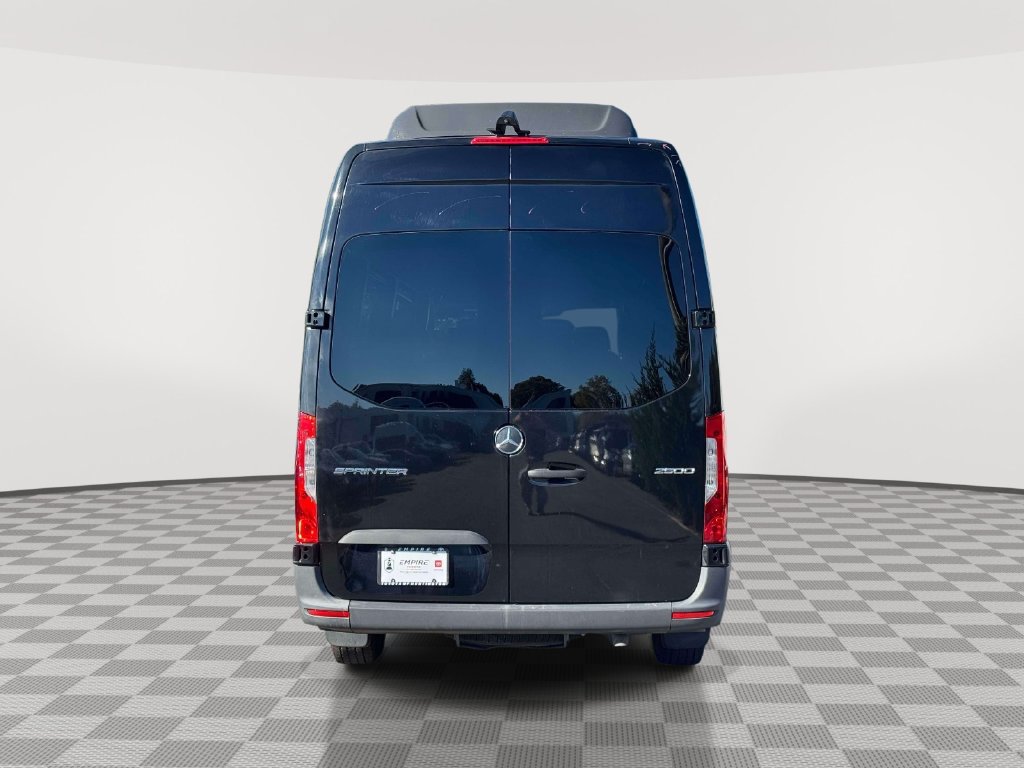Used 2025 Mercedes-Benz Sprinter 2500 image 6