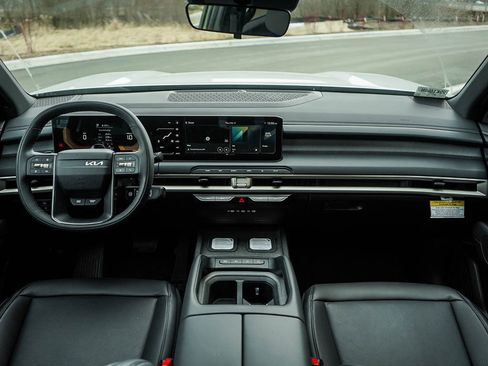 New 2027 Kia Telluride S image 15