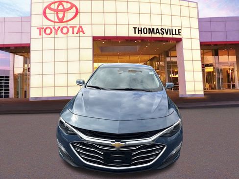 Used 2024 Chevrolet Malibu LT image 2