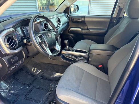 Used 2023 Toyota Tacoma SR5 image 22