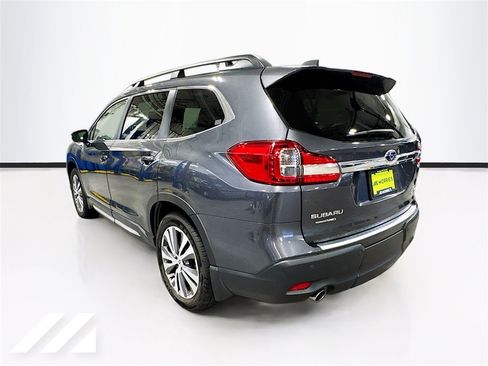 Certified 2022 Subaru Ascent Limited w/ Technology Package image 7