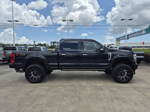 Used 2020 Ford F250 Limited w/ FX4 Off-Road Package AWD/4WD image 17