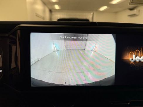 New 2026 Jeep Wrangler Unlimited Rubicon w/ Safety Group image 21