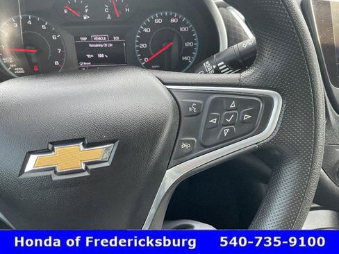 Used 2022 Chevrolet Malibu LS FWD image 21