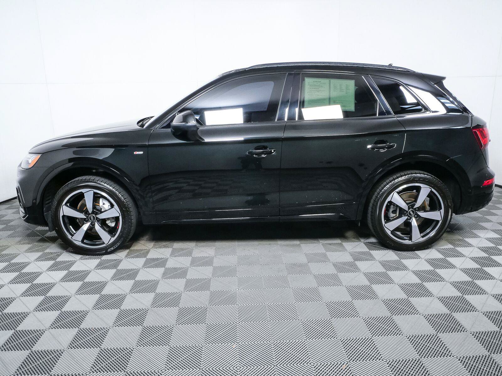 Used 2023 Audi Q5 2.0T Prestige w/ Prestige Package AWD/4WD image 28