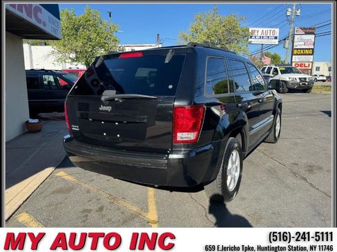 Used 2010 Jeep Grand Cherokee Laredo image 4