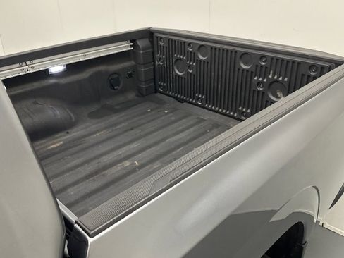 Used 2026 Nissan Frontier SV w/ SV Convenience Package AWD/4WD image 18