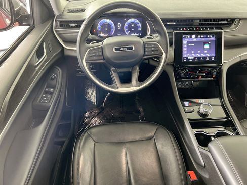 Used 2021 Jeep Grand Cherokee L Limited AWD/4WD image 21