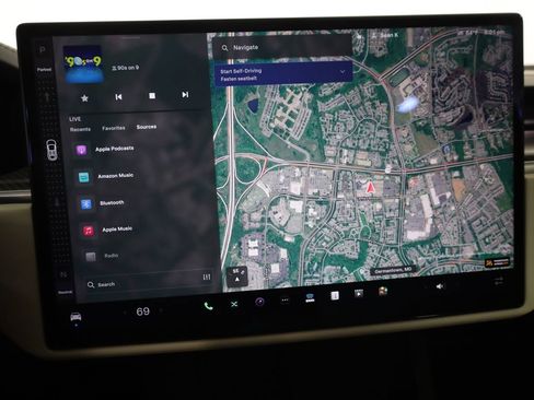 Used 2023 Tesla Model X Plaid AWD/4WD image 17