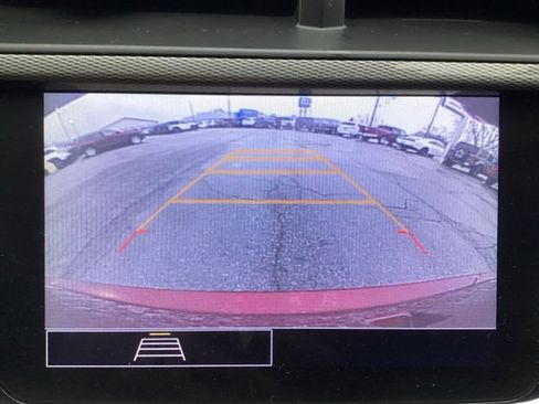 Used 2023 Buick Encore GX Select w/ Sport Touring Package image 24