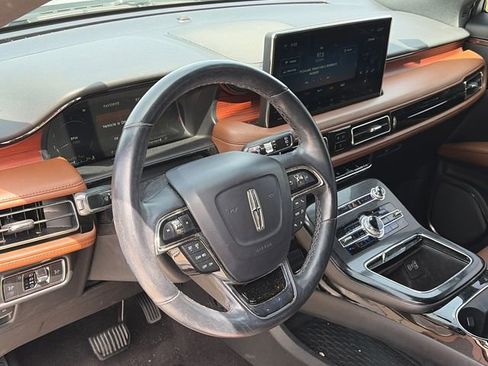 Used 2021 Lincoln Nautilus Reserve FWD image 16