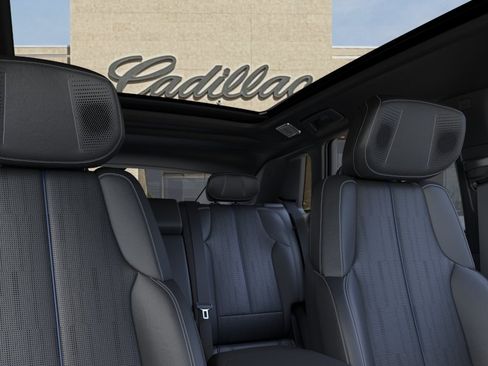 New 2026 Cadillac Lyriq Signature Sport AWD/4WD image 24