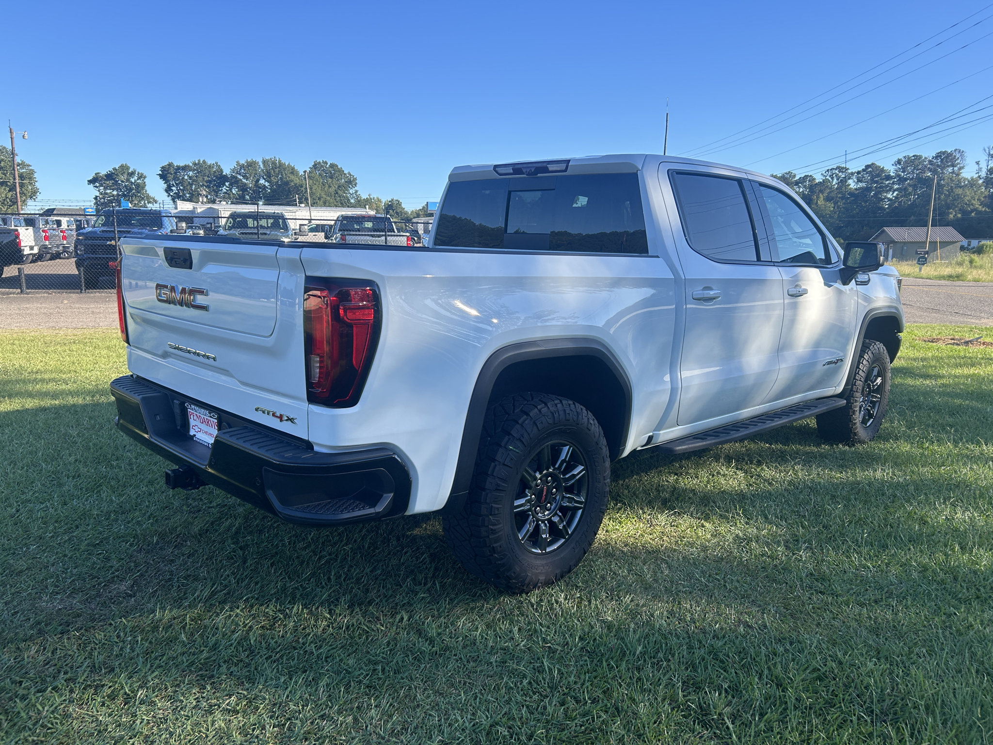 Used 2024 GMC Sierra 1500 AT4X AWD/4WD image 8