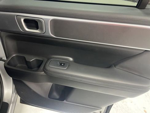 Used 2025 Hyundai Santa Fe SEL image 23