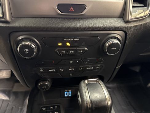 Used 2019 Ford Ranger XLT w/ FX4 Off-Road Package image 34