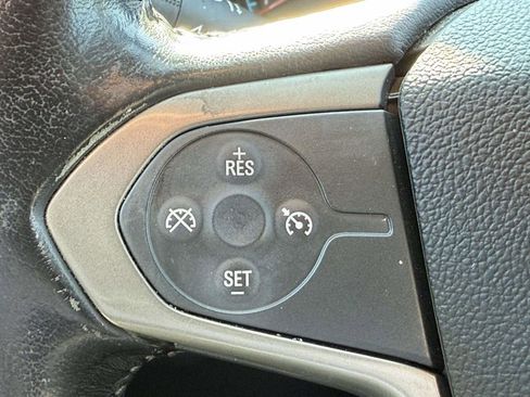 Used 2016 Chevrolet Colorado Z71 AWD/4WD image 22