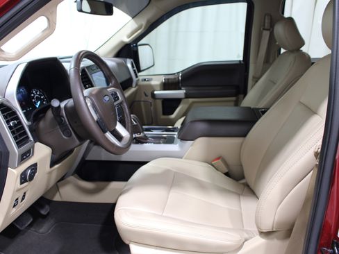 Used 2019 Ford F150 Lariat w/ Equipment Group 502A Luxury image 3