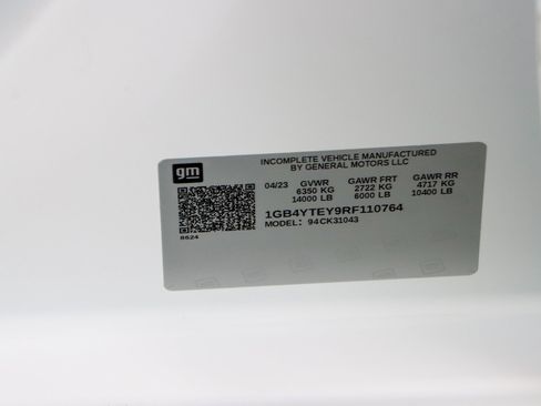 Used 2024 Chevrolet Silverado 3500 LT image 31