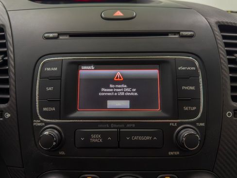 Used 2014 Kia Forte EX FWD image 32