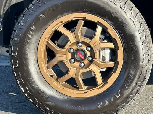 Used 2023 Nissan Frontier PRO-4X w/ Pro-4X Premium Package image 25