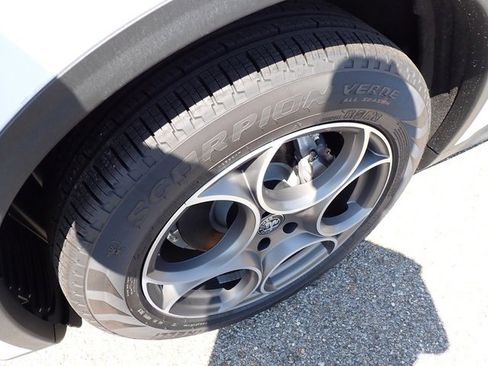 New 2025 Alfa Romeo Stelvio Sprint image 11