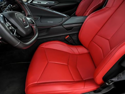 Used 2023 Chevrolet Corvette Stingray Coupe RWD image 17