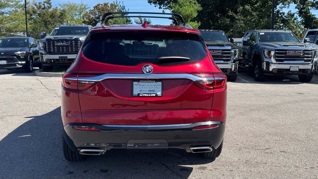 Used 2019 Buick Enclave Essence FWD image 3