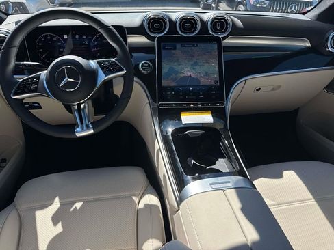 New 2026 Mercedes-Benz GLC 300 image 8