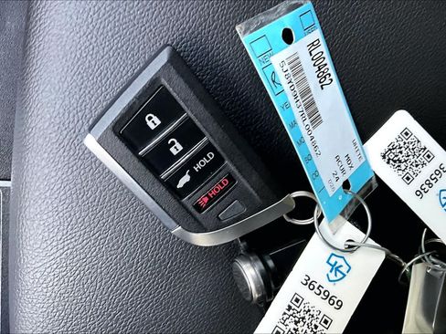Used 2024 Acura MDX FWD image 28