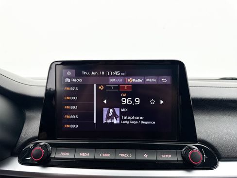 Certified 2022 Kia Forte Sedan FWD image 4