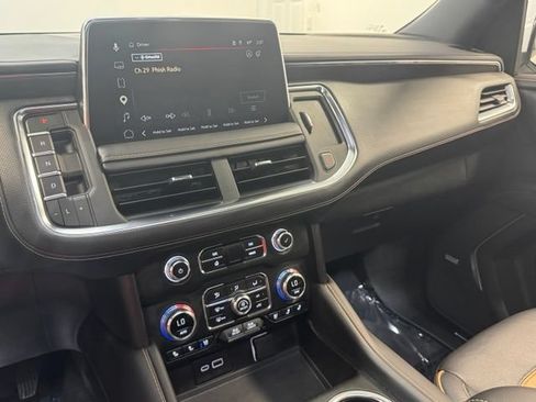 Used 2024 GMC Yukon AT4 w/ Technology Package AWD/4WD image 16