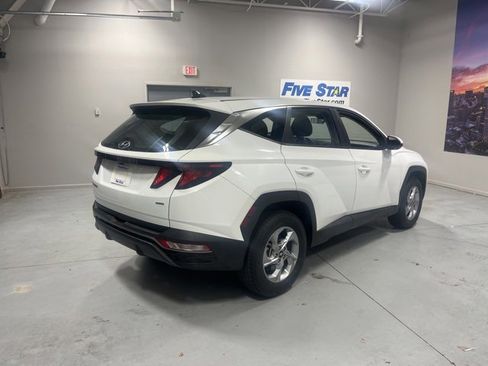 Certified 2023 Hyundai Tucson SE image 5