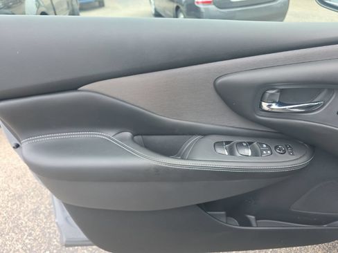 Used 2023 Nissan Murano SL AWD/4WD image 14