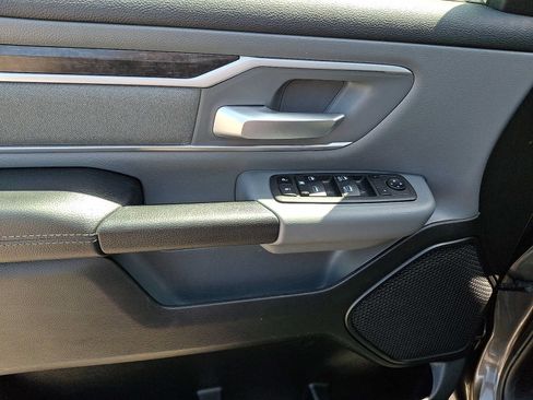 Used 2022 RAM 1500 Big Horn AWD/4WD image 12
