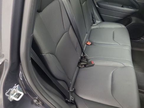 Used 2025 Subaru Forester Limited AWD/4WD image 12