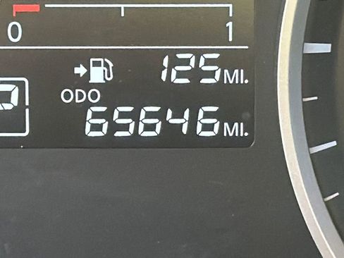 Used 2020 Nissan Kicks S image 21