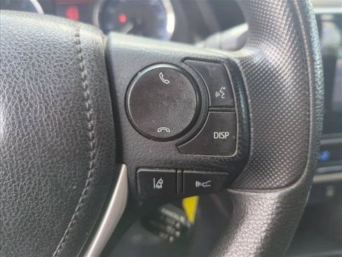 Used 2017 Toyota Corolla LE FWD image 13