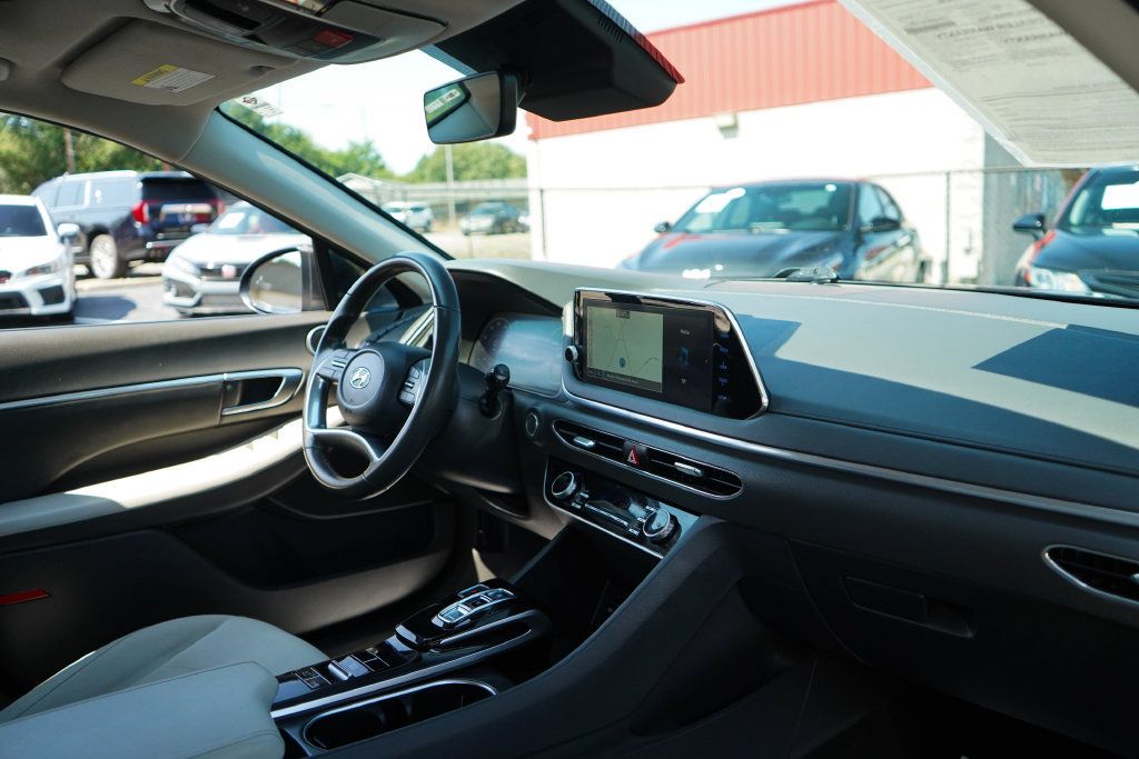Used 2023 Hyundai Sonata SEL w/ Convenience Package FWD image 14